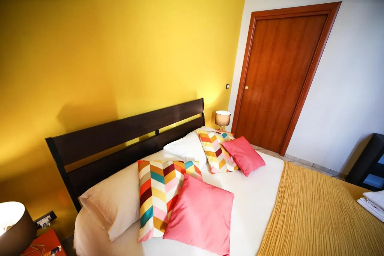 Materdays 24 Bed & Breakfast Naples Italy