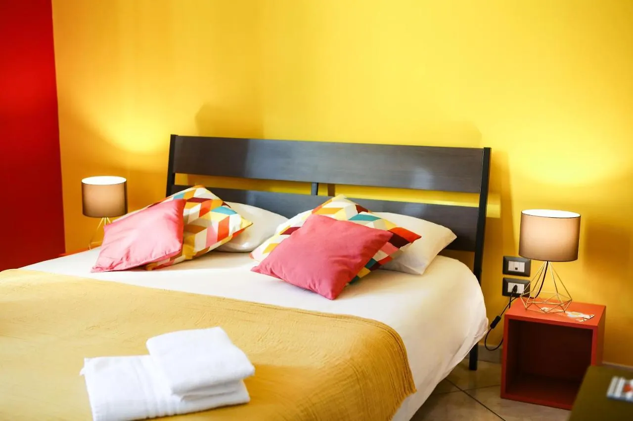 Materdays 24 Bed & Breakfast Naples
