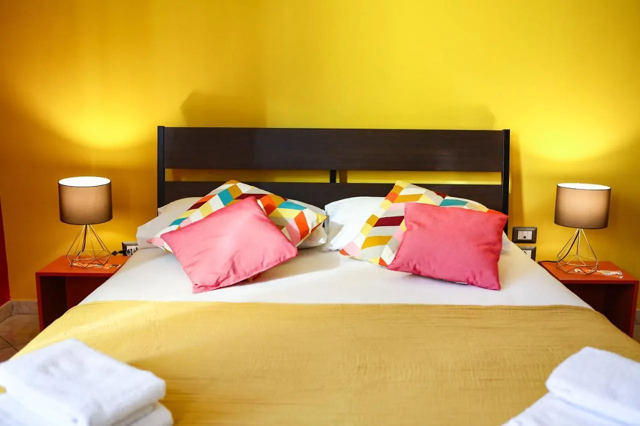 Materdays 24 Bed & Breakfast Naples
