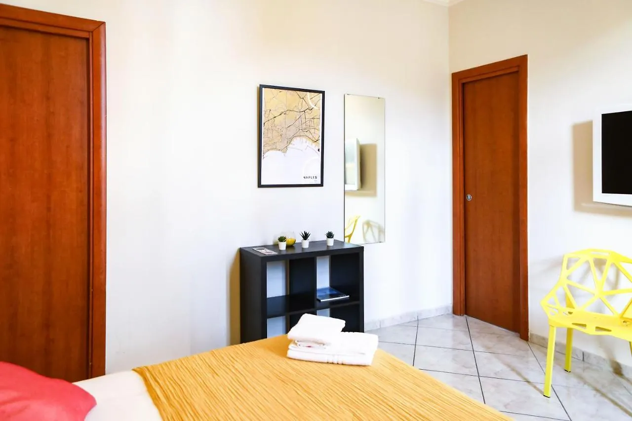 Materdays 24 Bed & Breakfast Naples