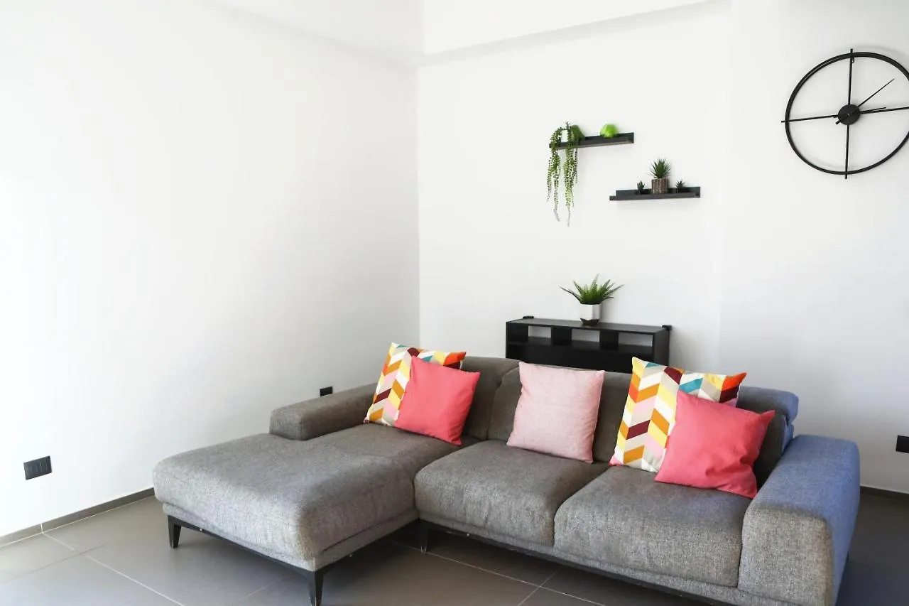 Materdays 24 Bed & Breakfast Naples