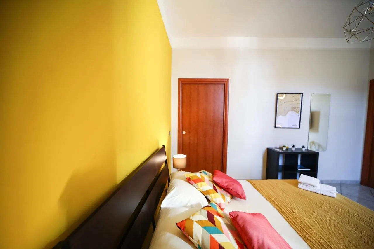 Bed and Breakfast Materdays 24 Nápoles Italia
